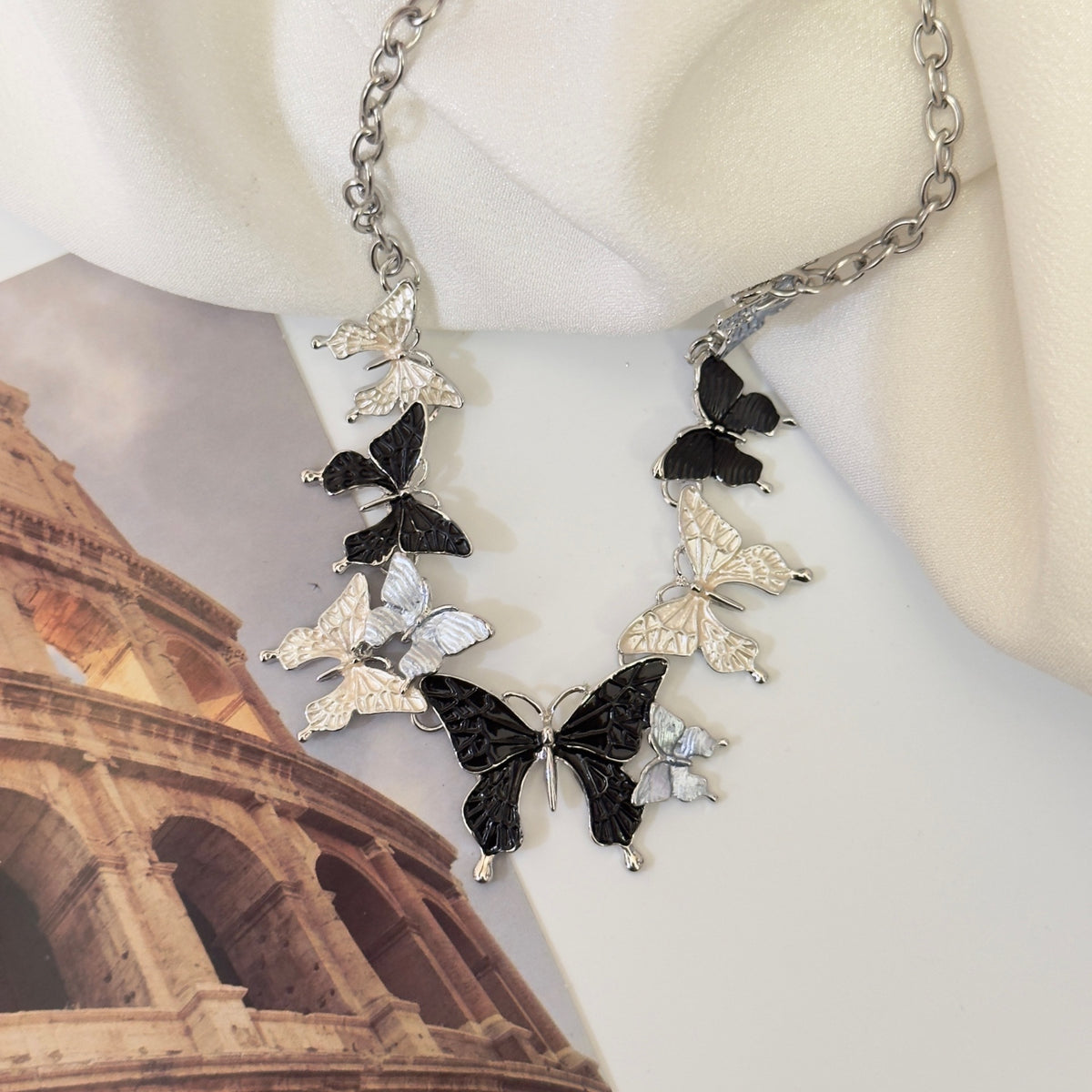 Collana farfalla smaltata pendente