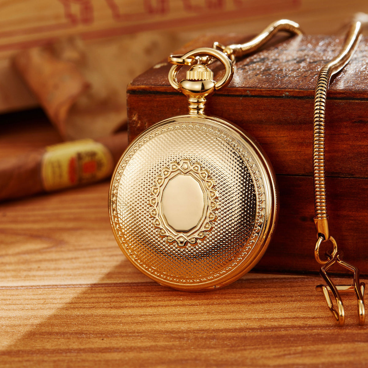 Orologio da tasca, coperchio inciso