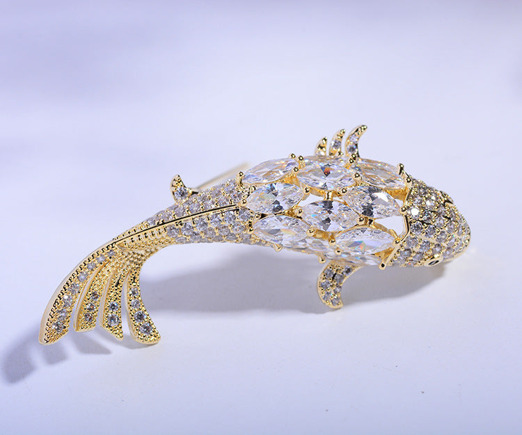 Spilla carpa koi con zircone