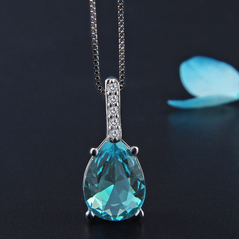 Collana cristallo blu goccia