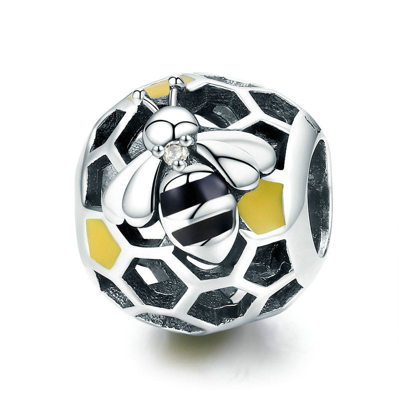 Charm favo