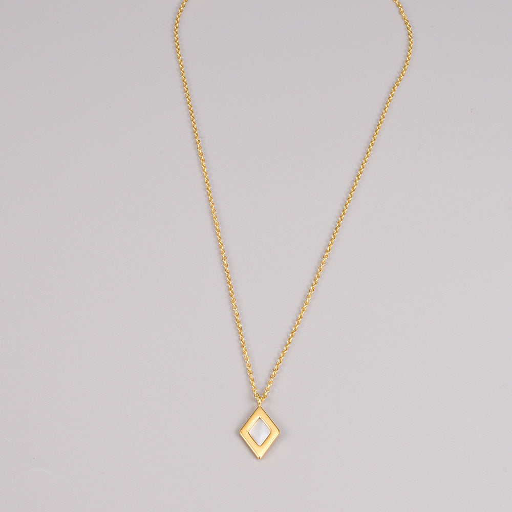 Collana geometrica da donna
