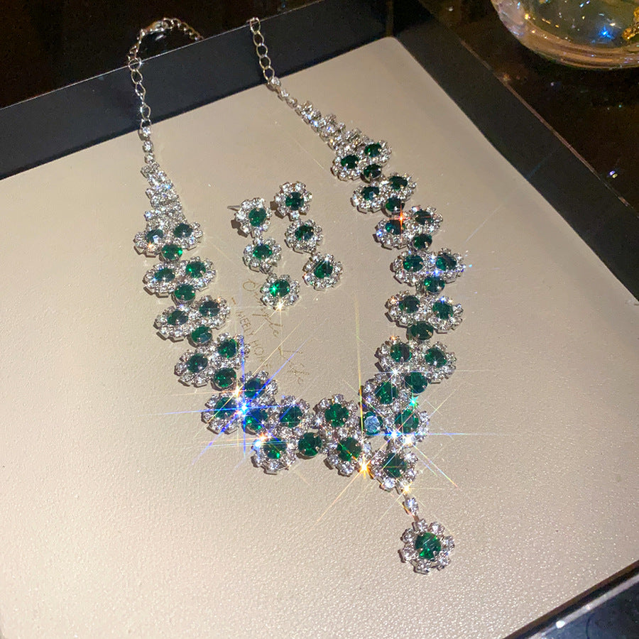 Collana fiore diamante
