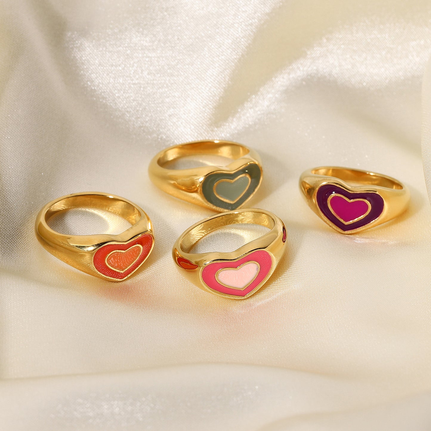 Anello cuore in titanio acciaio