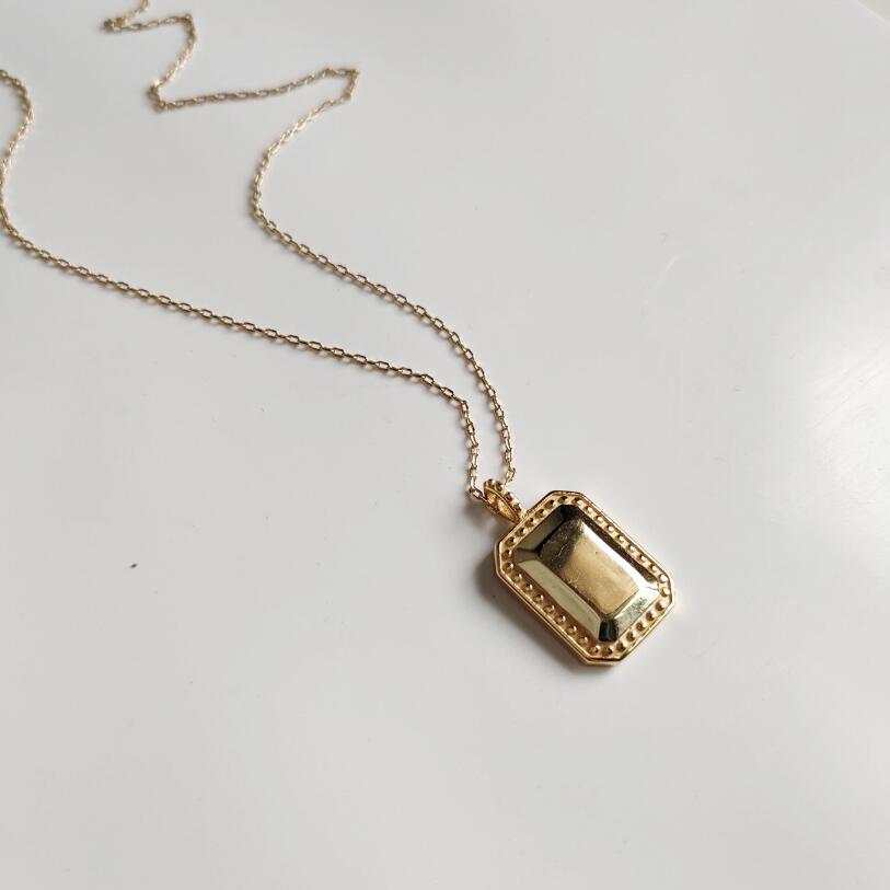 Collana Specchio