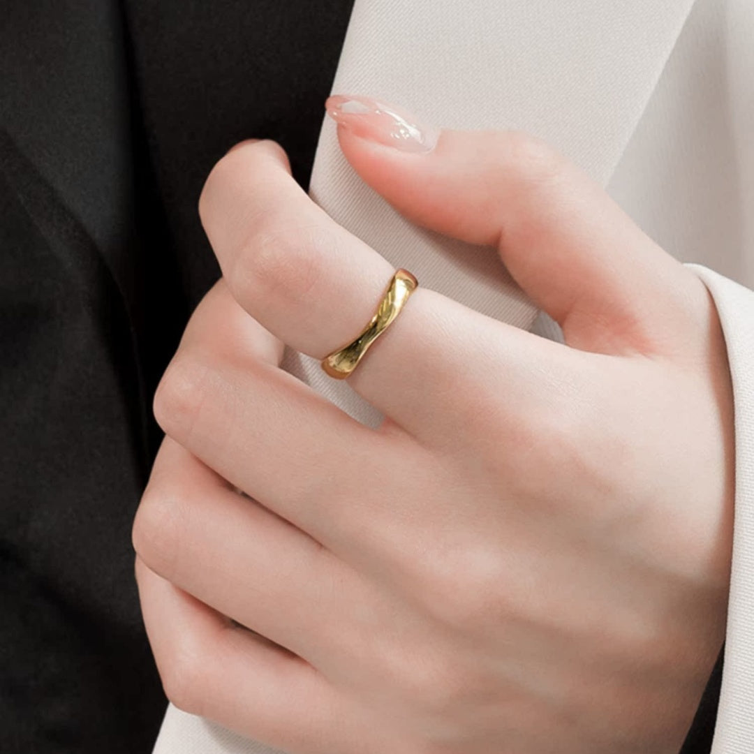 Anello argento geometrico esclusivo da donna
