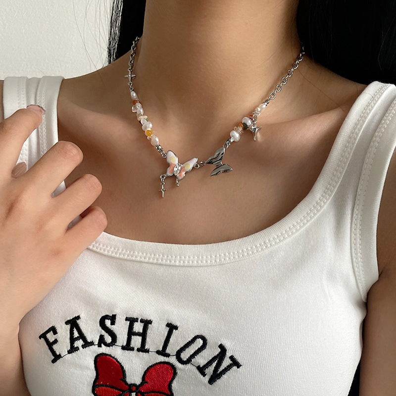 Collana farfalla ricamata