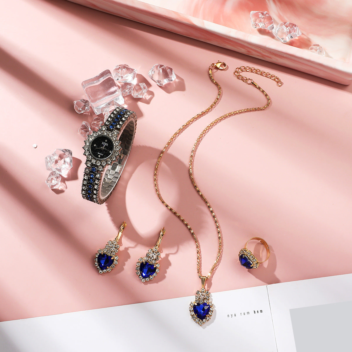 Orologio gipsofila diamanti