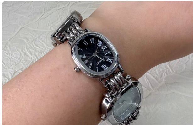 Orologio punk vintage