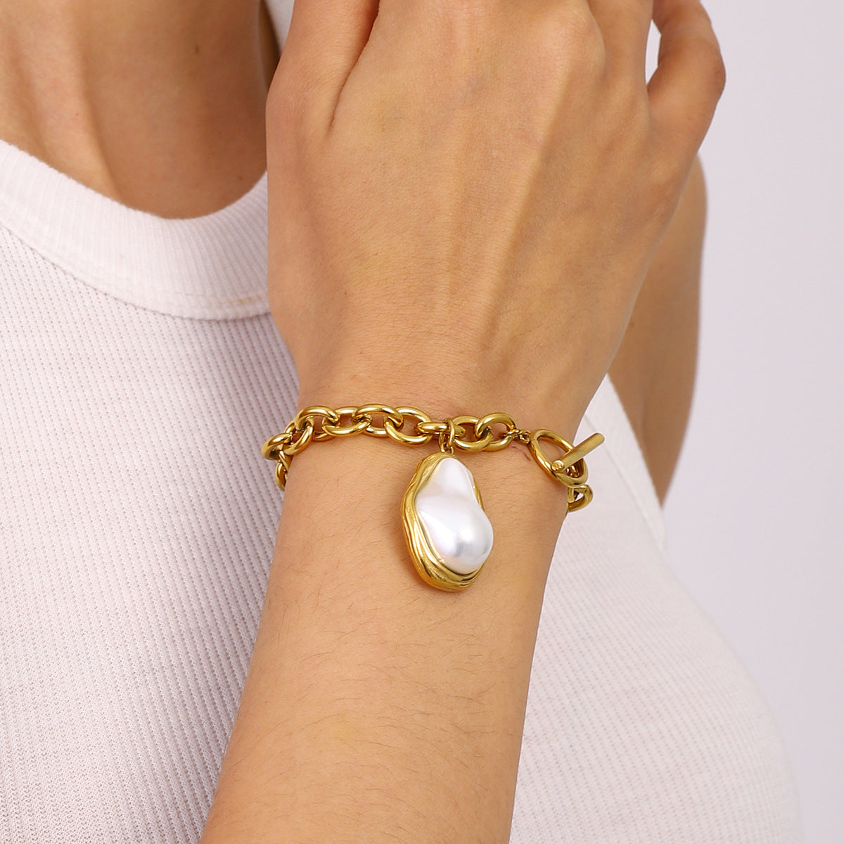 Bracciale in acciaio con placcatura oro