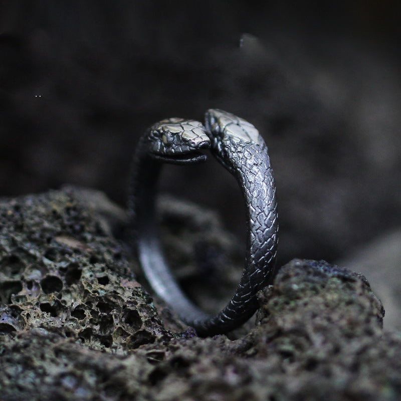 Anello Doppio Serpente Gotico