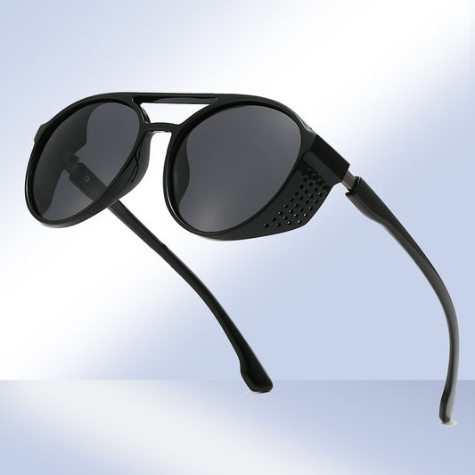 Occhiali da sole punk traforati