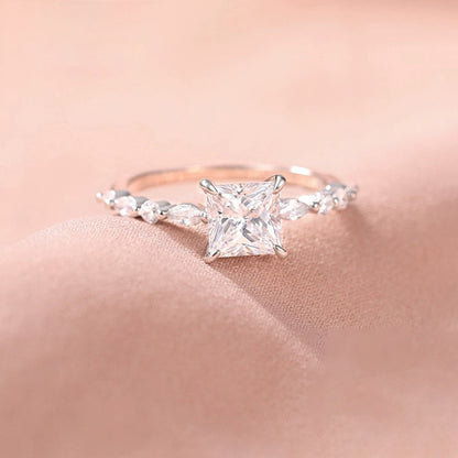Anello zircone princess