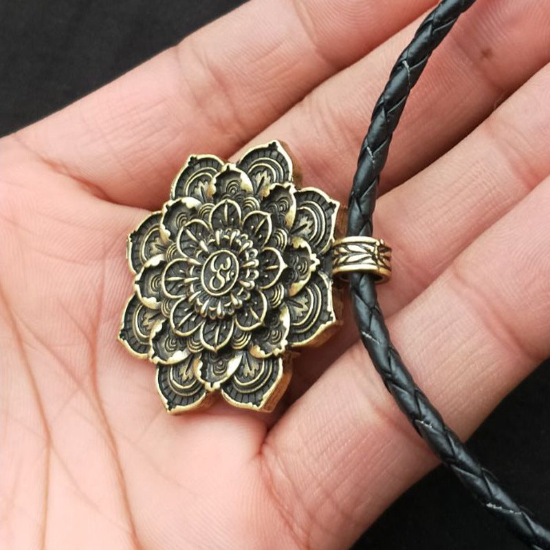 Collana mandala fiore reversibile