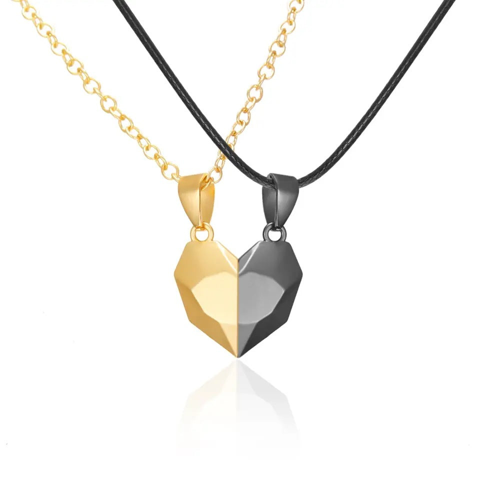 Coppia di collane magnetiche Amore