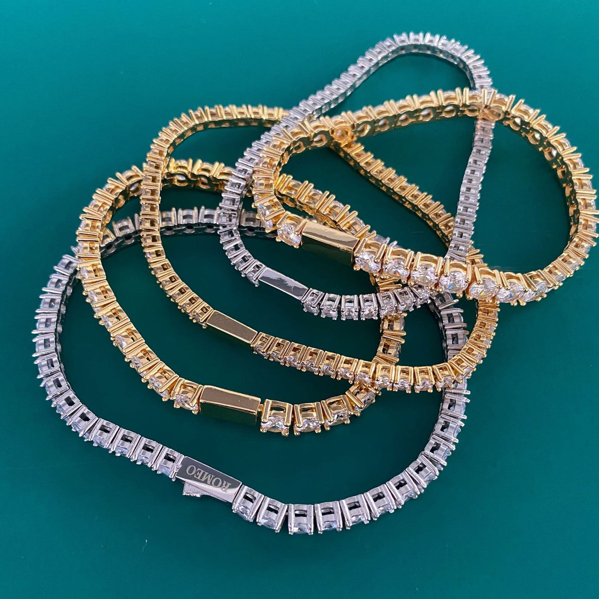 Bracciale acciaio e zirconi titanio