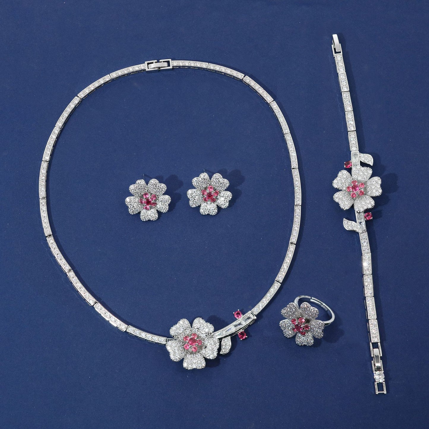 Collana fiore con zirconi