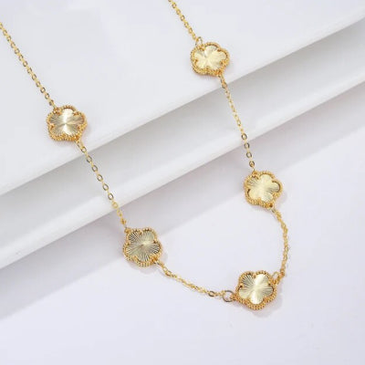 Collana choker fiori