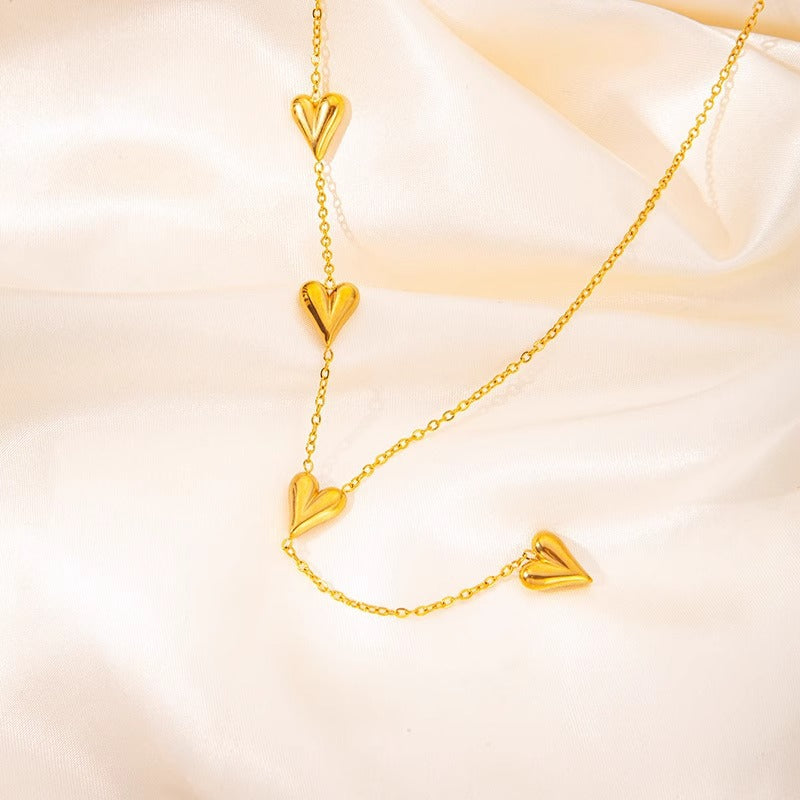 Collana cuore con nastrino