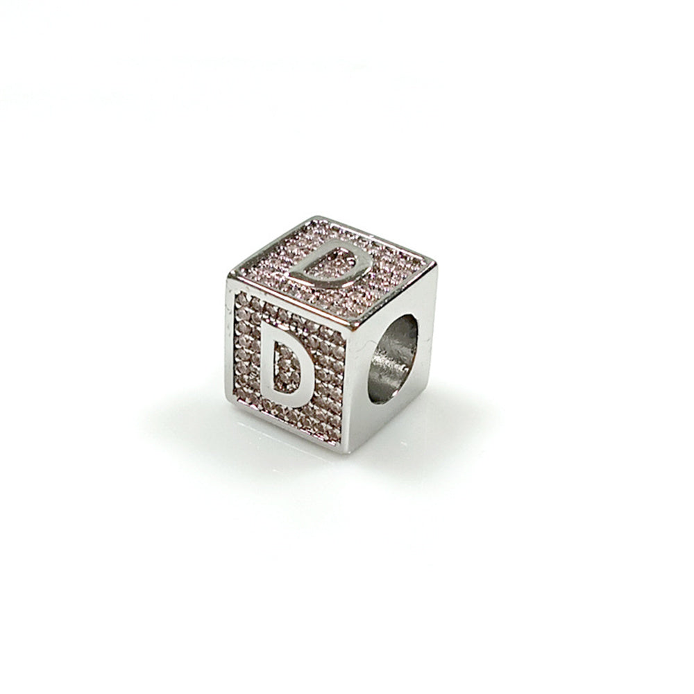 Ciondolo lettera stereo