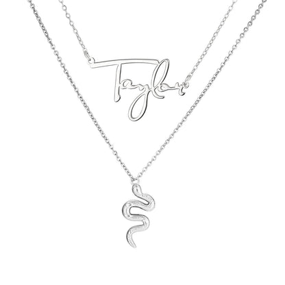 Collana con lettere titanio