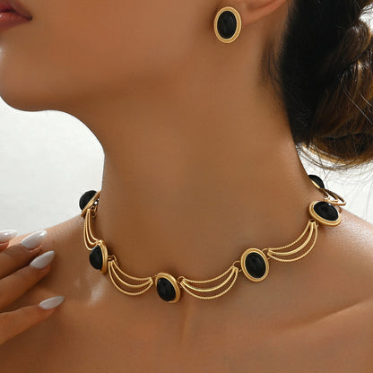 Set Collana e Orecchini con gemme