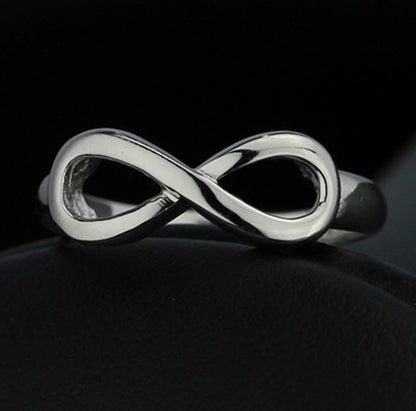 Anello infinito personalizzabile