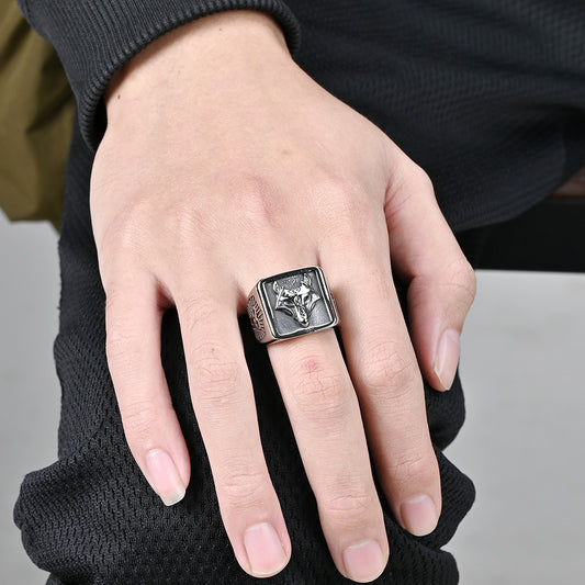 Anello testa di lupo vichingo retrò