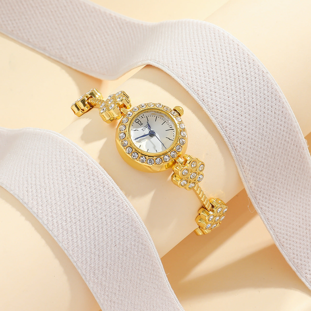 Orologio da donna con diamanti bracciale