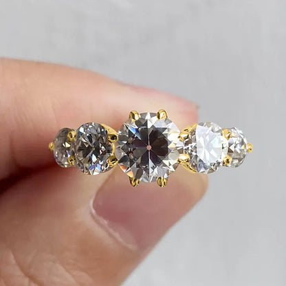 Anello Rotondo Zirconi