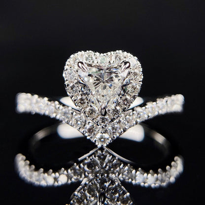 Anello cuore zircone a V da donna