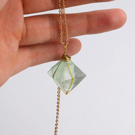 Collana fluorite verde filo dorato