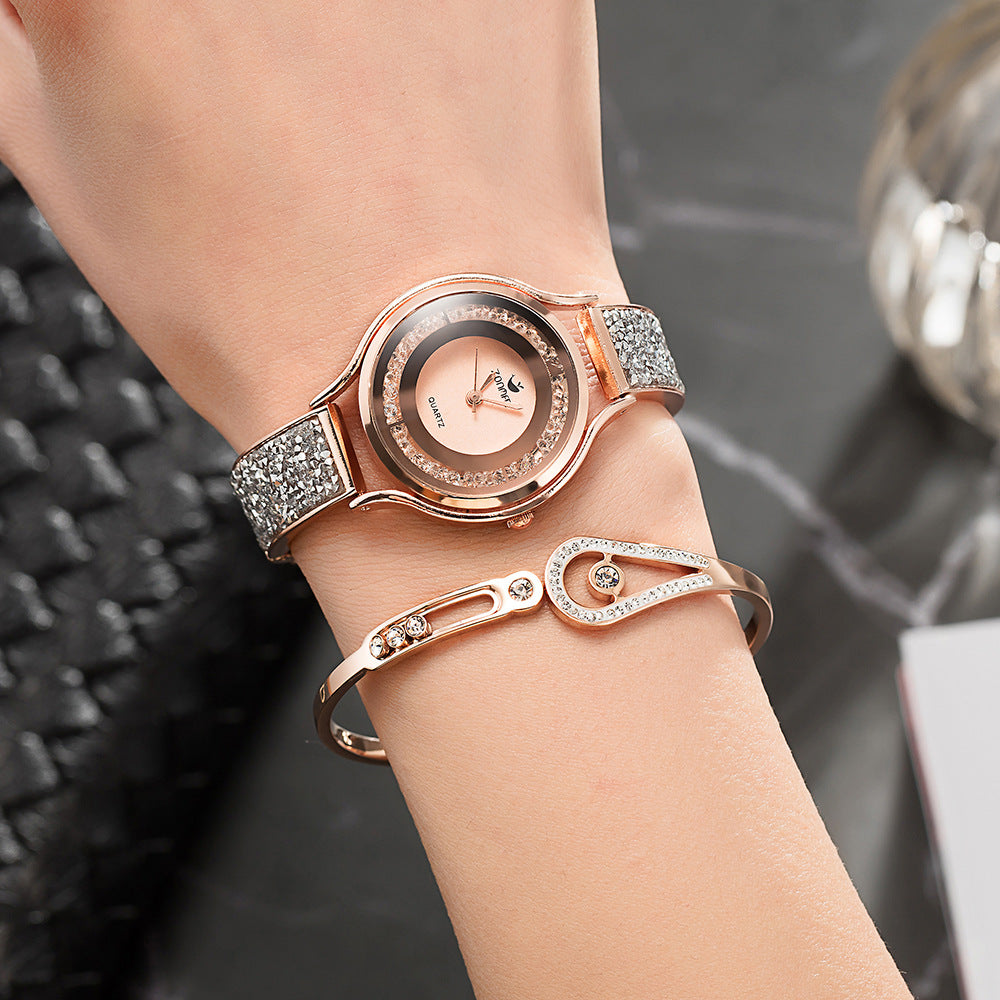 Collana con zirconi e diamanti