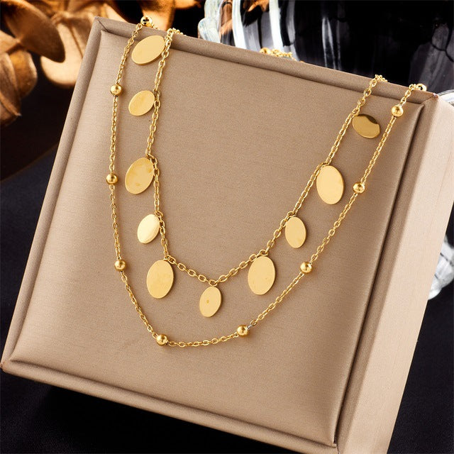 Collana con perline geometriche