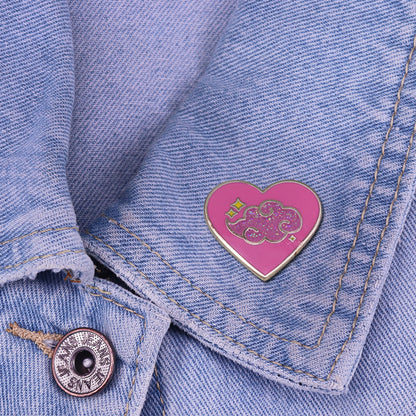 Spilla cuore glitter distintivo