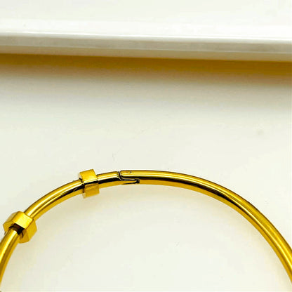 Bracciale con fibbia in titanio