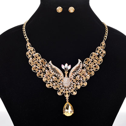 Collana con ciondoli a goccia