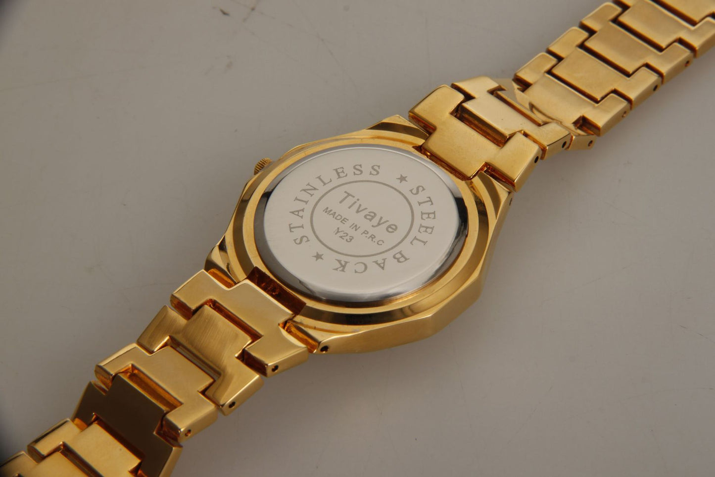 Orologio con quadrante floreale