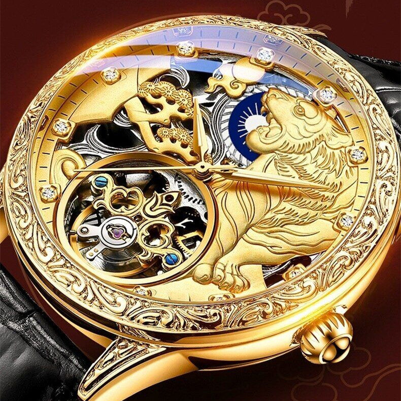 Orologio meccanico con quadrante in rilievo