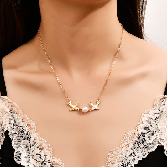 Collana con ciondolo uccelli