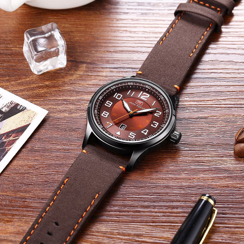 Orologio in pelle con calendario
