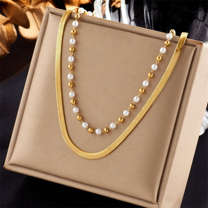Collana con perline geometriche