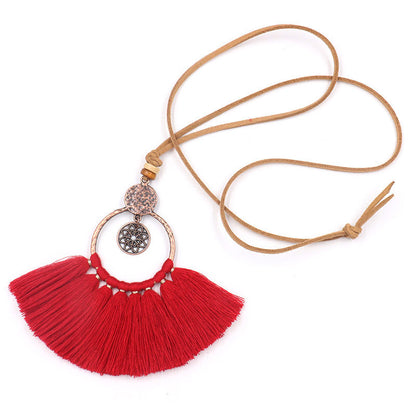 Pendente con nappa traforata