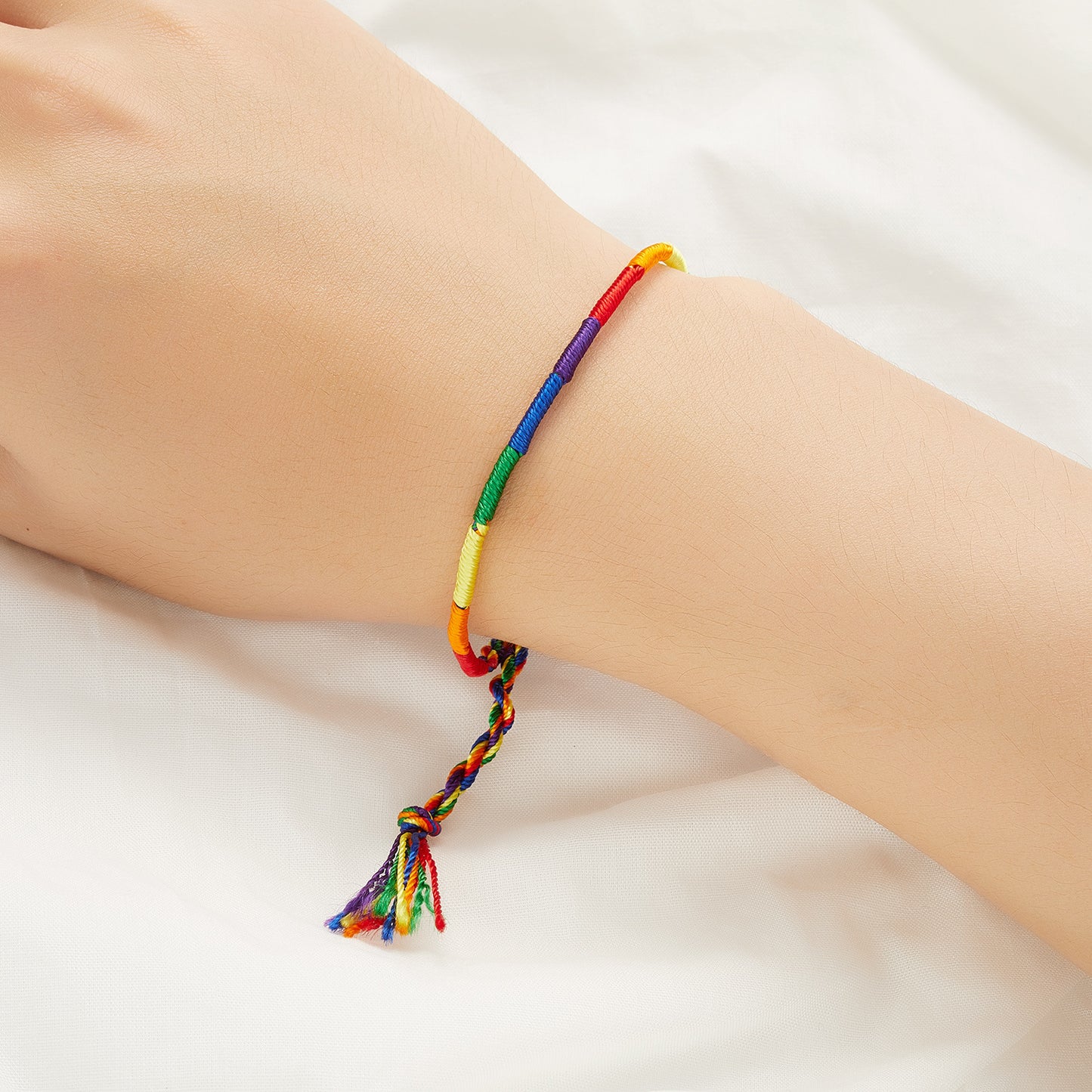 Braccialetto intrecciato arcobaleno