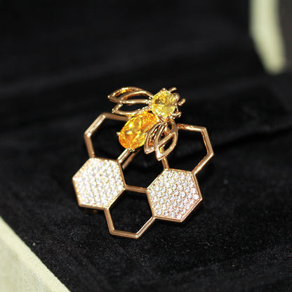 Spilla ape geometrica