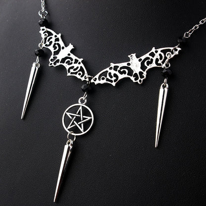 Collana pipistrello gotica