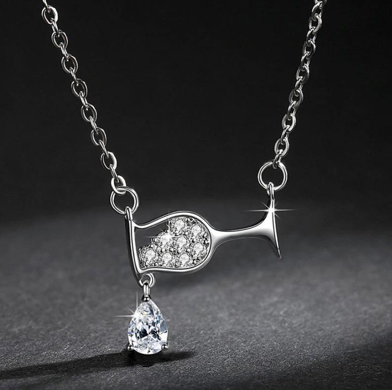 Collana calice vino