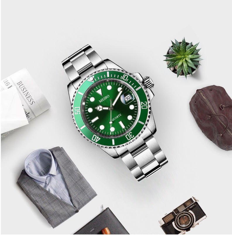 Orologio calendario con lente