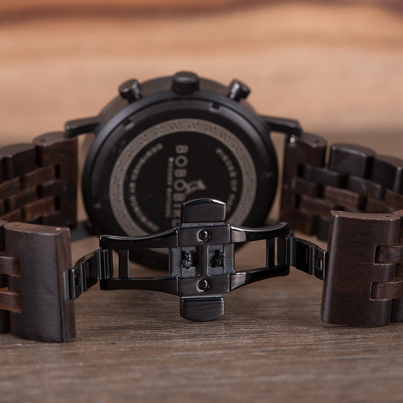 Orologio in legno semplice