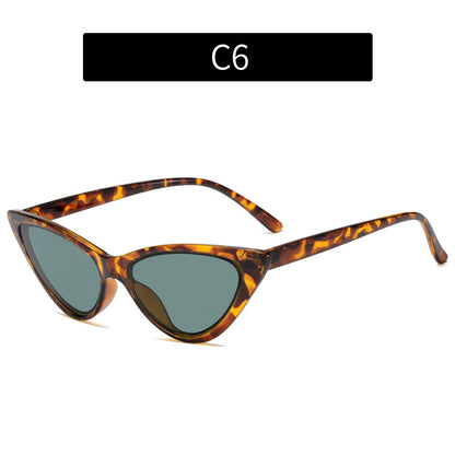 Occhiali da sole cat eye con inserto